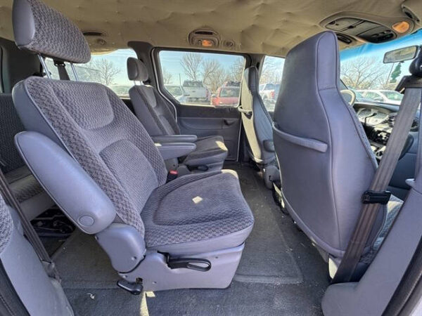 1999 Dodge Grand Caravan SE - Image 13