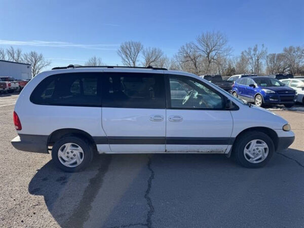 1999 Dodge Grand Caravan SE - Image 3