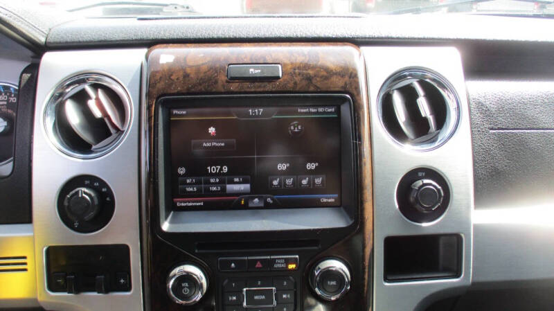 2013 Ford F-150 Platinum 4x4 Platinum 4dr SuperCrew Styleside 5.5 ft. SB - Image 12