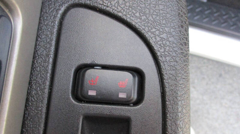 2013 Ford F-150 Platinum 4x4 Platinum 4dr SuperCrew Styleside 5.5 ft. SB - Image 17