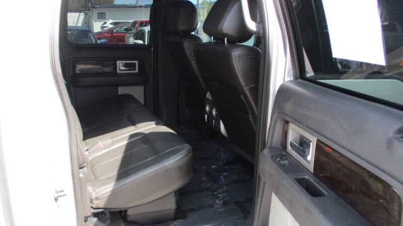 2013 Ford F-150 Platinum 4x4 Platinum 4dr SuperCrew Styleside 5.5 ft. SB - Image 18