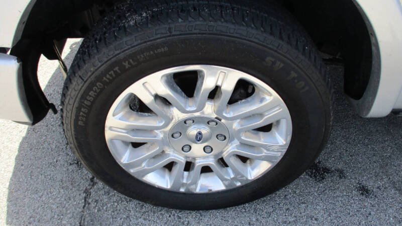 2013 Ford F-150 Platinum 4x4 Platinum 4dr SuperCrew Styleside 5.5 ft. SB - Image 29