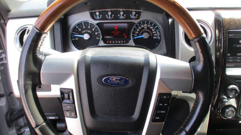 2013 Ford F-150 Platinum 4x4 Platinum 4dr SuperCrew Styleside 5.5 ft. SB - Image 10