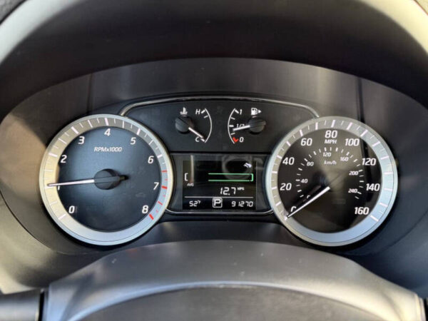 2015 Nissan Sentra SR - Image 13