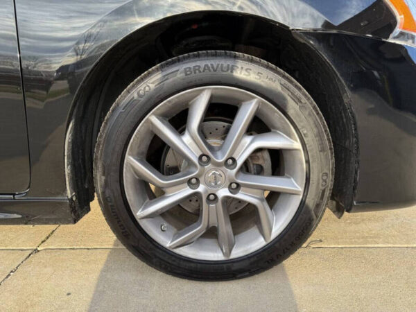 2015 Nissan Sentra SR - Image 20