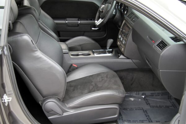 2013 Dodge Challenger SRT8 392 - Image 14