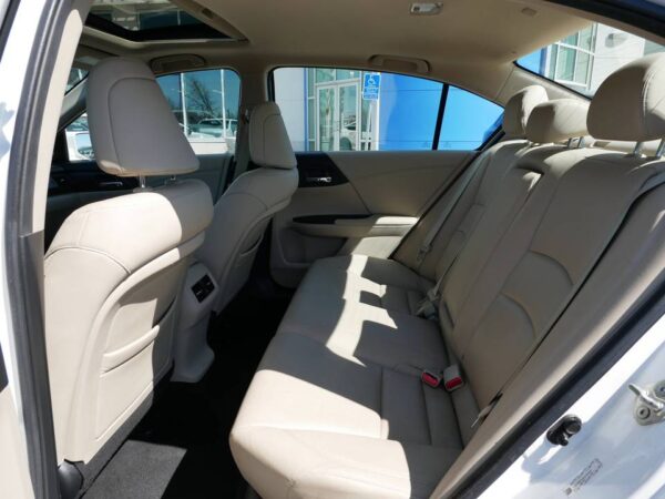 2014 Honda Accord EX-L 4dr Sedan (2.4L 4cyl CVT) - Image 15