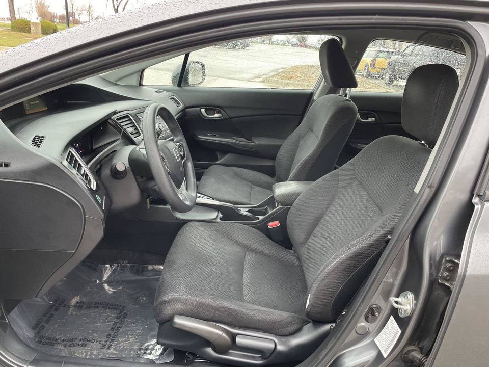 2013 Honda Civic LX 4dr Sedan (1.8L 4cyl 5A) - Image 18