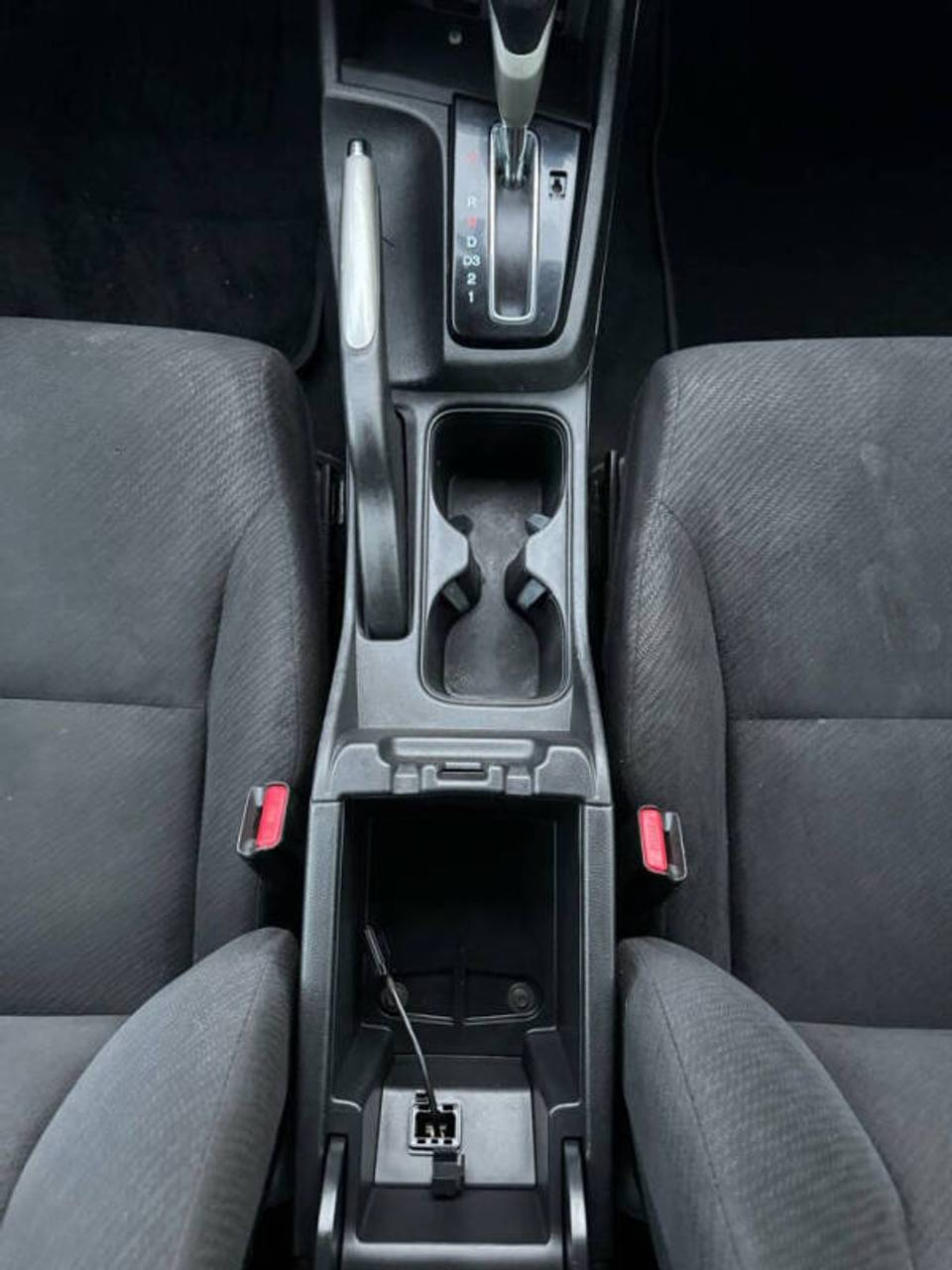 2013 Honda Civic LX 4dr Sedan (1.8L 4cyl 5A) - Image 20