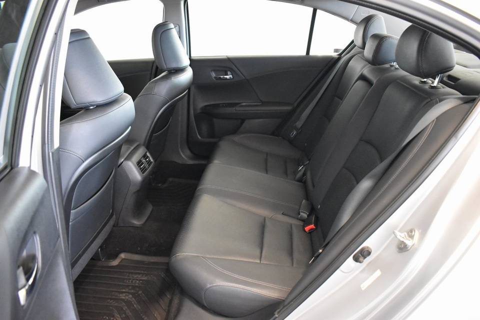 2013 Honda Accord EX-L 4dr Sedan (2.4L 4cyl CVT) - Image 21