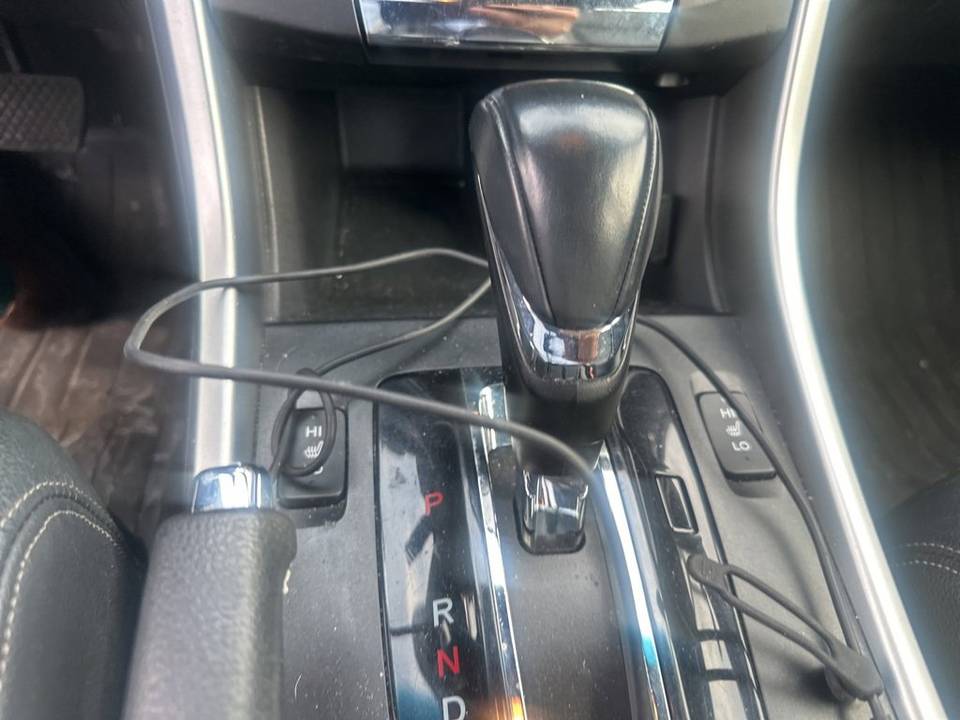 2013 Honda Accord EX-L 4dr Sedan (2.4L 4cyl CVT) - Image 30