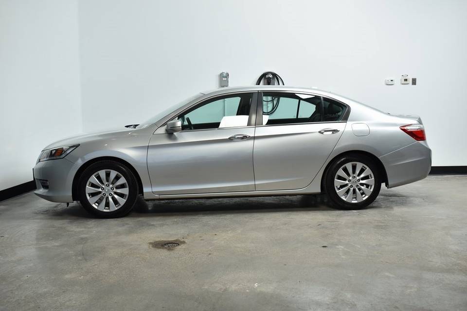 2013 Honda Accord EX-L 4dr Sedan (2.4L 4cyl CVT) - Image 5