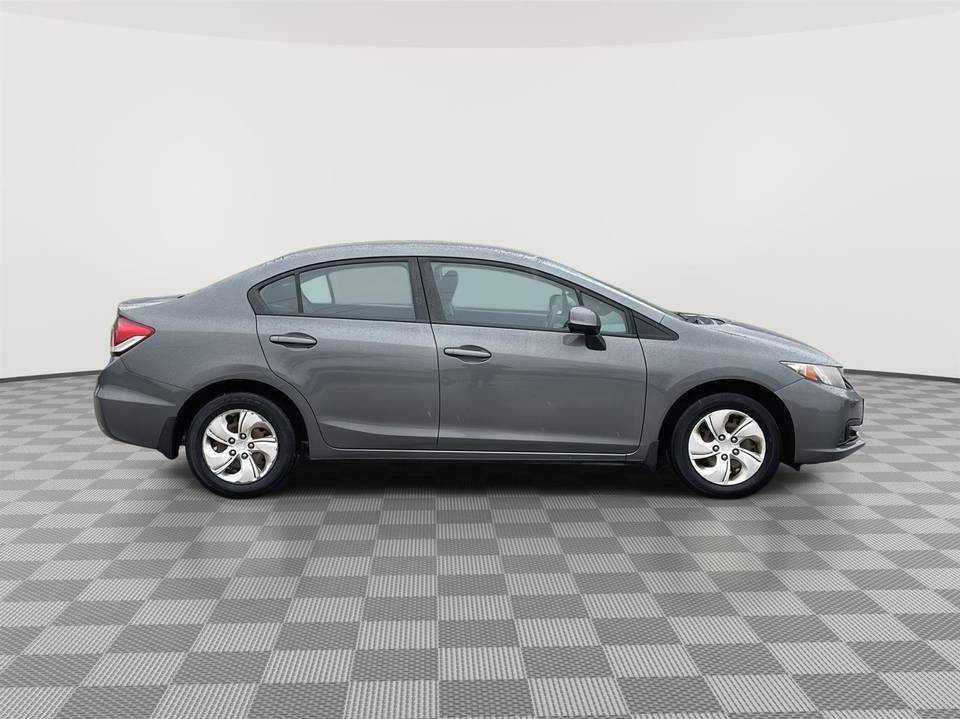2013 Honda Civic LX 4dr Sedan (1.8L 4cyl 5A) - Image 6