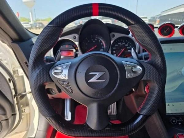 2016 Nissan Convertible 370Z - Image 14