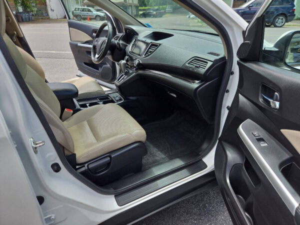 2015 Honda CR-V EX-L - Image 29