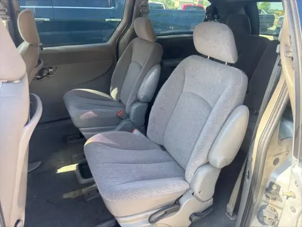 2001 Dodge Grand Caravan Sport 4dr Extended Mini Van - Image 2