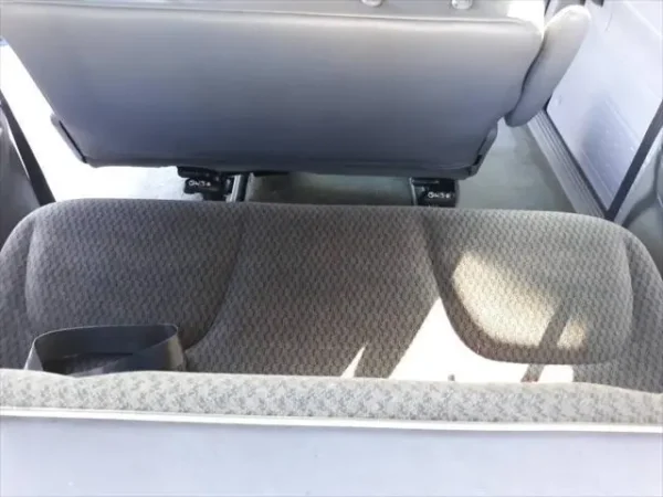 2000 Dodge Grand Caravan SE - Image 9