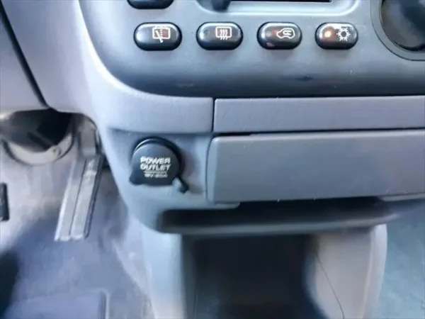 2000 Dodge Grand Caravan SE - Image 13
