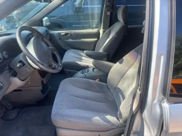 2001 Dodge Grand Caravan Sport 4dr Extended Mini Van - Image 3