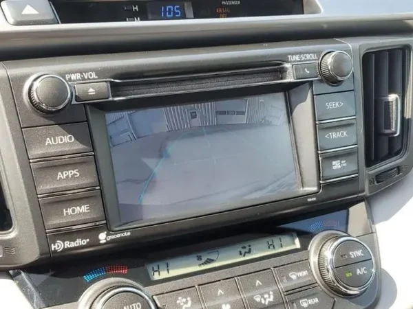 2014 Toyota RAV4 XLE - Image 9
