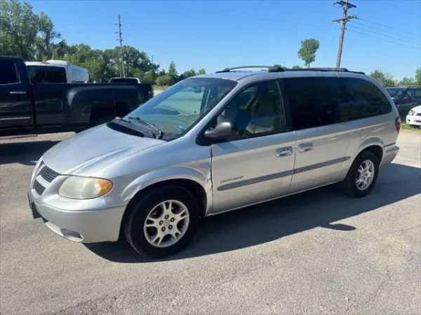 2001 Dodge Grand Caravan Sport 4dr Extended Mini Van - Image 11