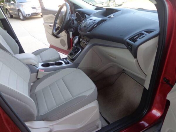 2013 Ford Escape SE 4dr SUV AWD (2.0L 4cyl Turbo 6A) - Image 15