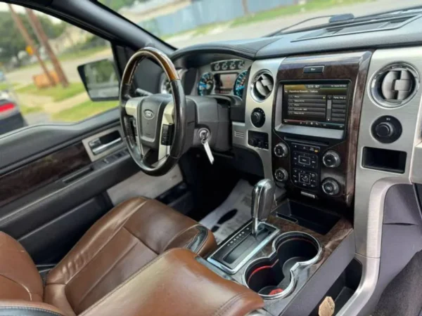 2014 Ford F-150 Platinum 4dr SuperCrew 4WD 5.5 ft. SB (3.5L 6cyl Turbo 6A) - Image 6