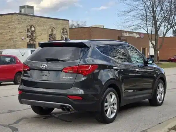 2013 Hyundai SANTA FE Sport 2.0T - Image 2