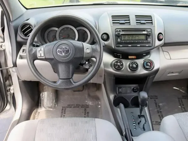 2012 Toyota RAV4 Sport - Image 5