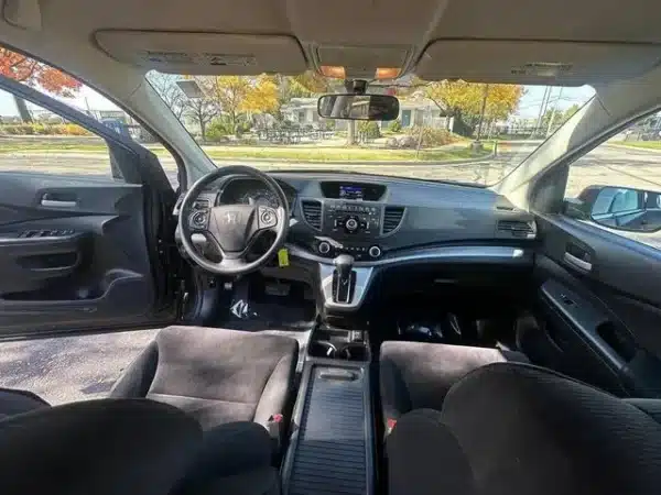 2013 Honda CR-V LX - Image 16