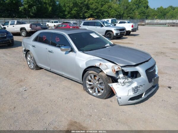 2020 salvage Chrysler 300 Limited for sale