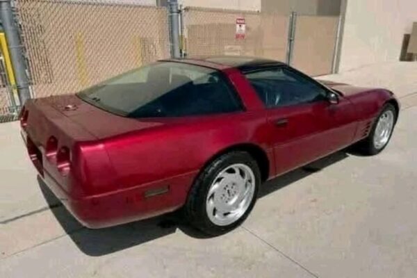 1992 Chevrolet Corvette - Image 7