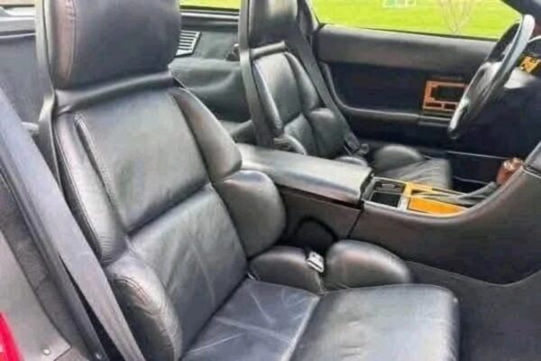 1992 Chevrolet Corvette - Image 5