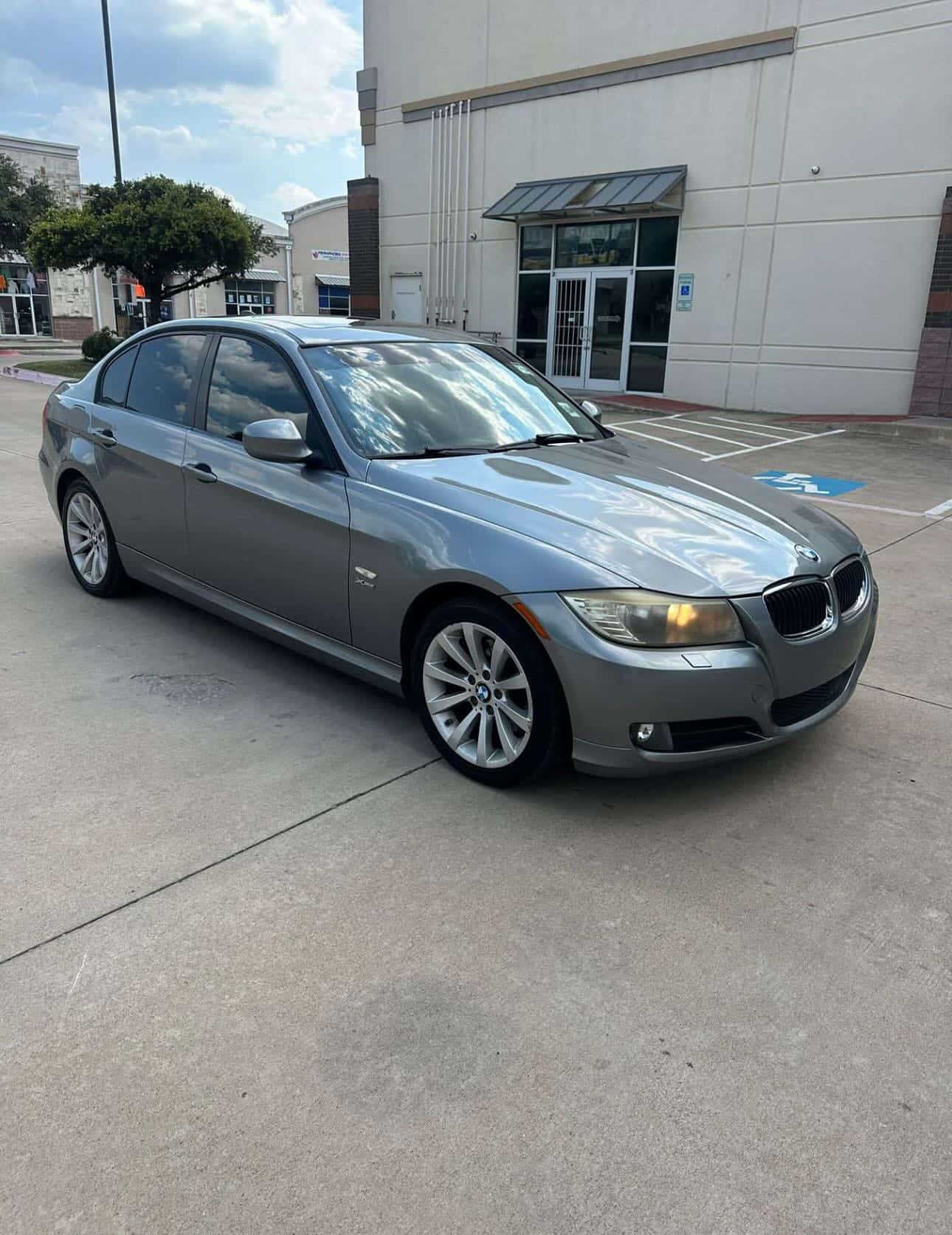 2011 BMW 3 Series for Sale - Image 7