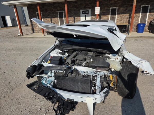 Salvage 2023 challenger scatpack - Image 9
