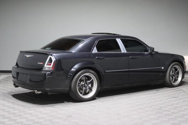 2006 Chrysler 300 SRT8 for Sale - Image 6
