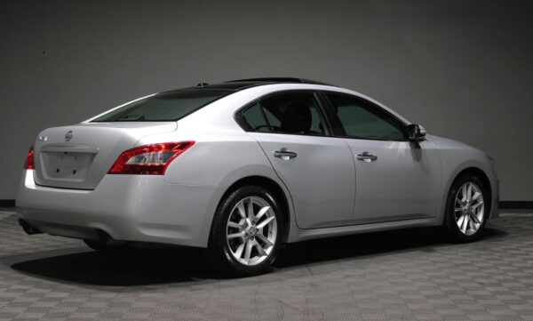 2009 Nissan Maxima SV Premium for Sale - Image 7
