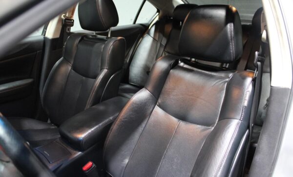 2009 Nissan Maxima SV Premium for Sale - Image 3