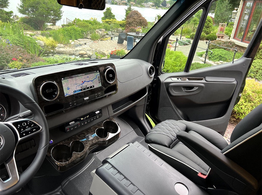 2024 Mercedes-Benz Sprinter - Image 17